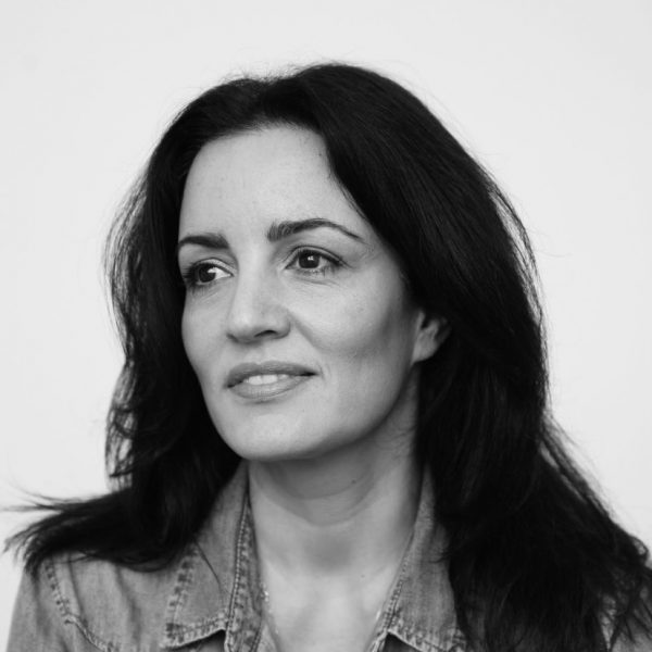 Tara Siani, award-winning hairstylist in Rhode Island
